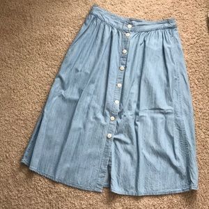 Madewell chambray buttons down skirt